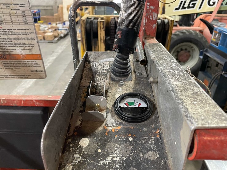 #1983-•-19'-scissor-lift-(e)-image-13