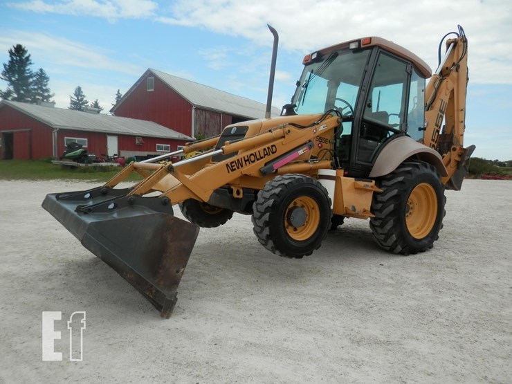 new-holland-555e-image-6