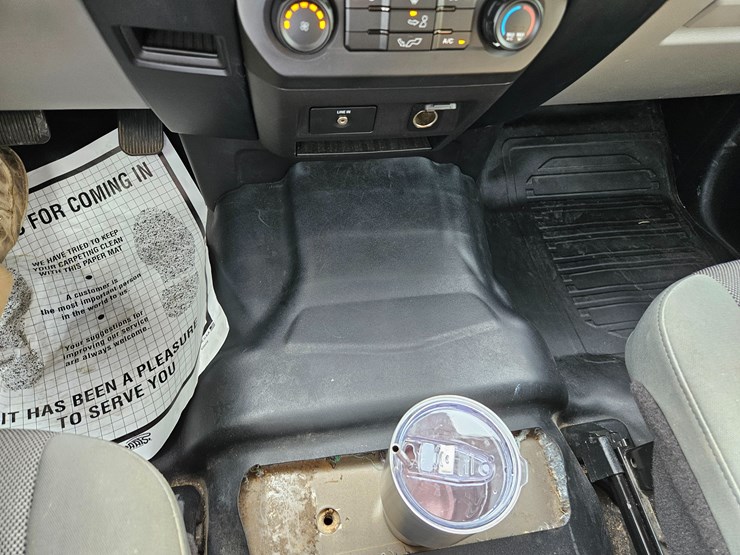 2016-ford-f150-image-41