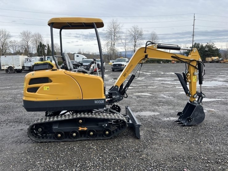 2025-cfg-mx50r-mini-hydraulic-excavator-image-3