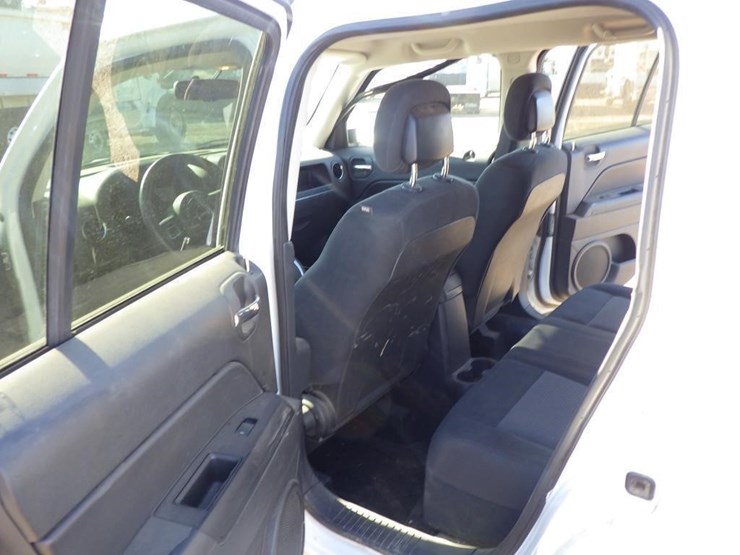 2014-jeep-patriot-image-7