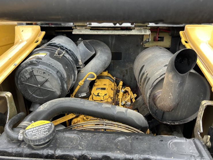 deere-240-image-26