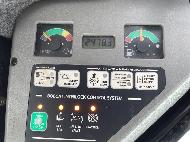 2000-bobcat-753-image-34
