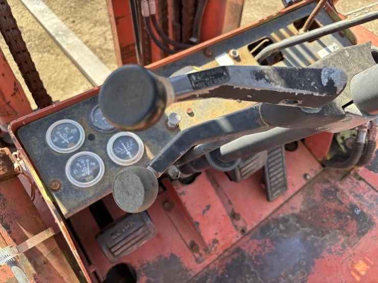 clark-gph75-forklift-image-19