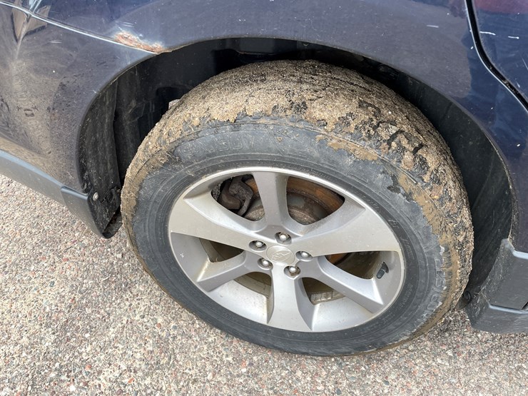 #1037-•-2014-subaru-outback-(wi-title-in-delay)-image-11