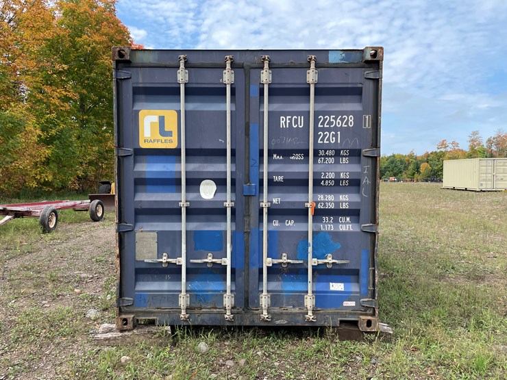 #8106-•-20'-standard-height-shipping-container-image-1