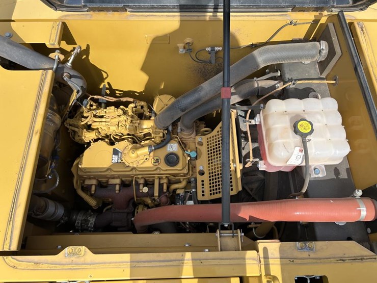 2017-caterpillar-316fl-image-40
