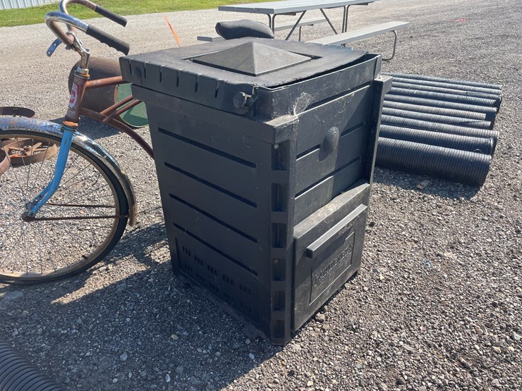 #6641-•-compost-bin-image-15