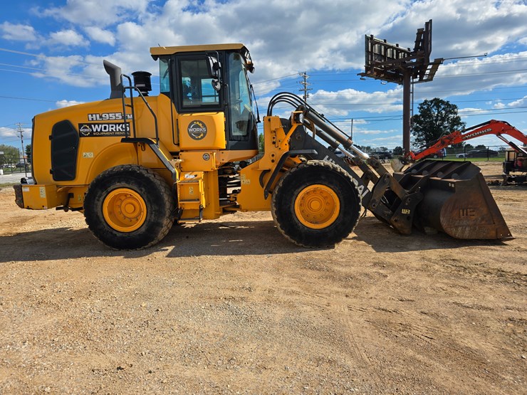 2019-hyundai-hl955tm-image-30