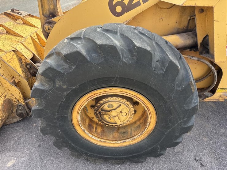 1990-case-621zf-image-39