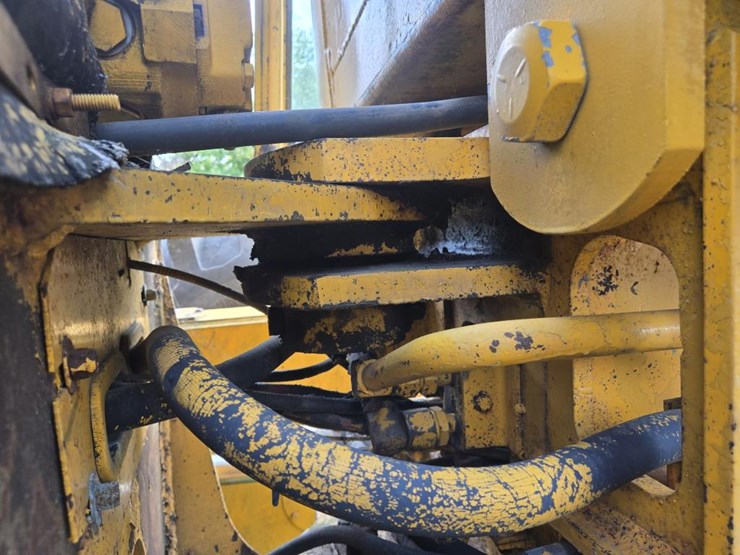 #1232-•-john-deere-jd770-grader-image-39