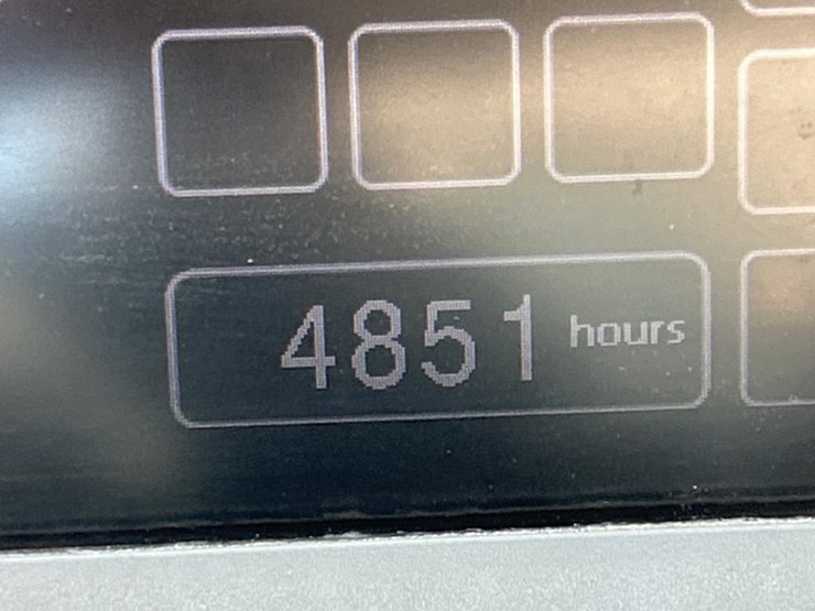 2016-deere-344k-image-69