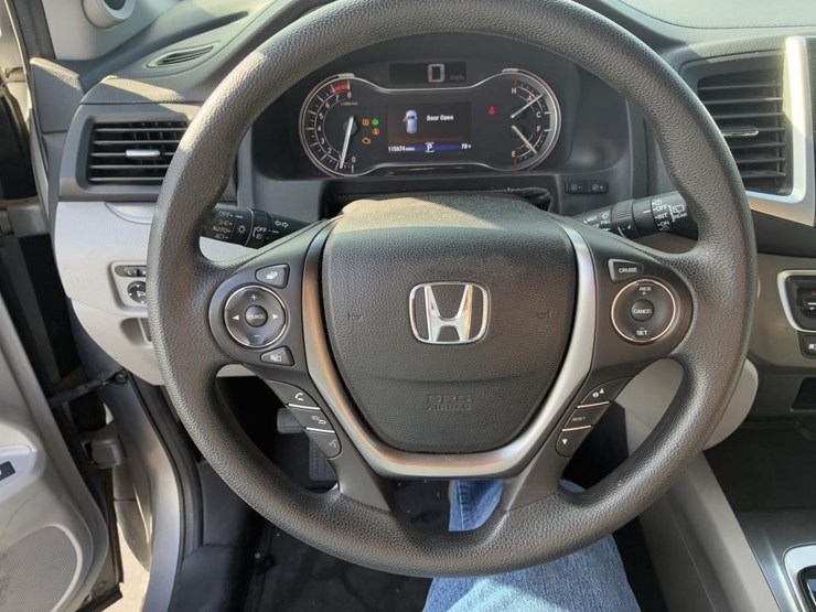 2016-honda-pilot-image-18