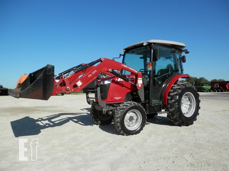 2019-massey-ferguson-1735m-image-5