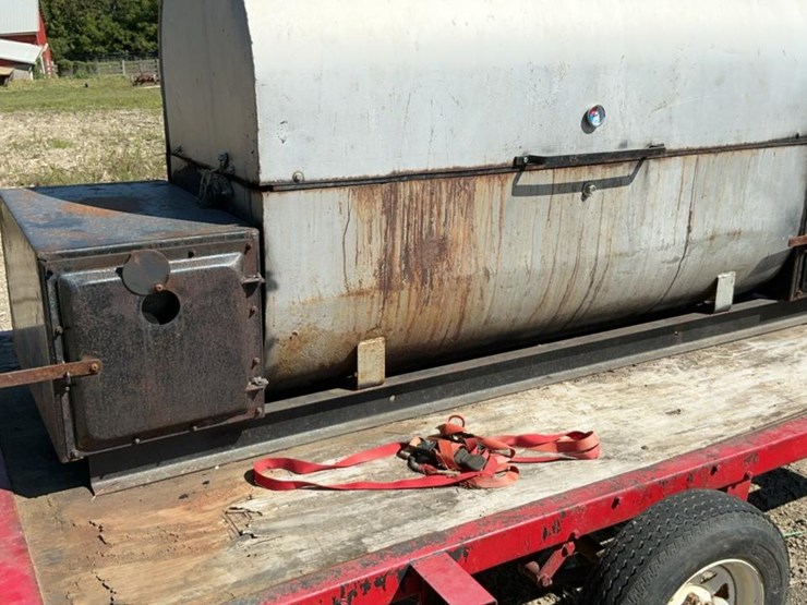 #110-•-bbq-smoker-and-trailer-image-17