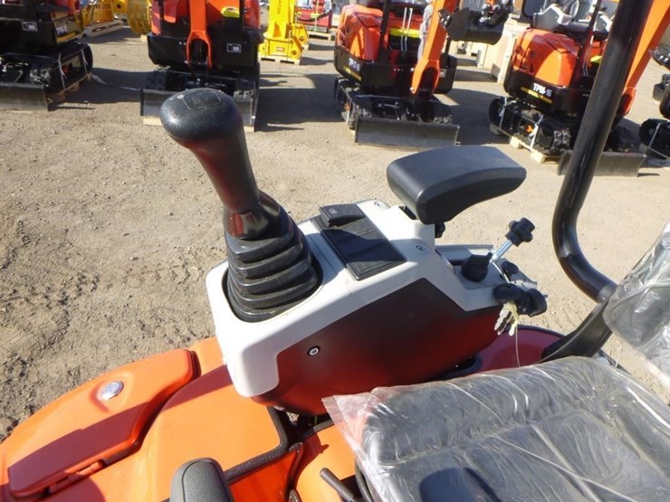 2025-tpm-16-hydraulic-excavator-image-22