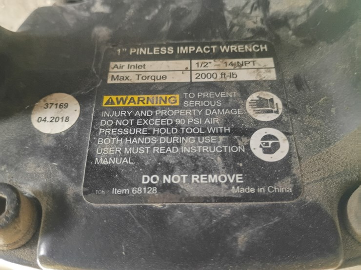 #204-•-central-pneumatic-1"-impact-wrench-image-10