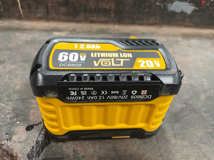 #5558-•-dewalt-compatible-20-volt,-12.0ah-battery-(pr10)-image-7