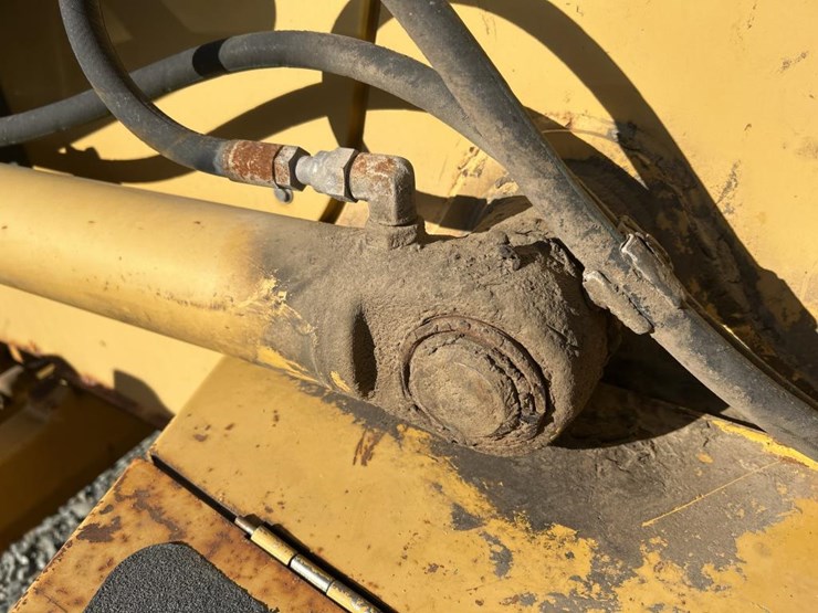 2008-deere-310sj-image-20
