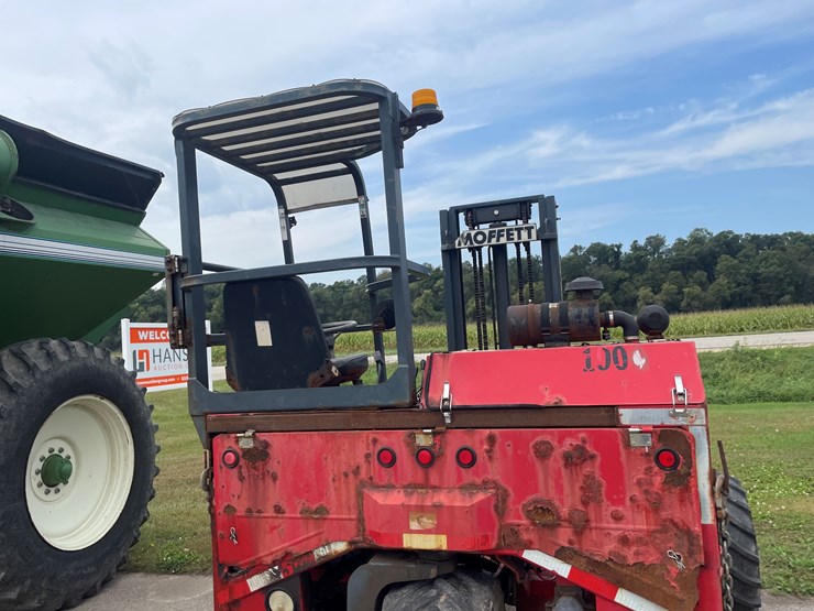 #1020-•-2002-moffett-piggy-back-forklift-image-5