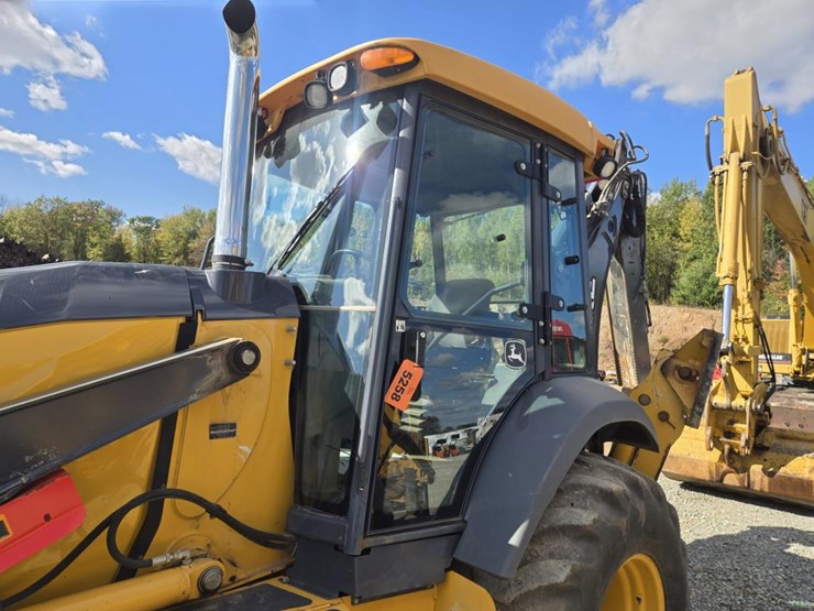 2015-deere-310sl-hl-image-72