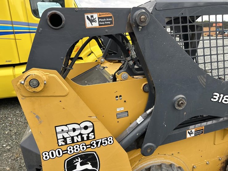 deere-318g-image-27