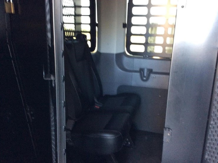 2020-ford-transit-image-10