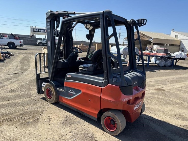 2016-linde-e25pl-forklift-image-4