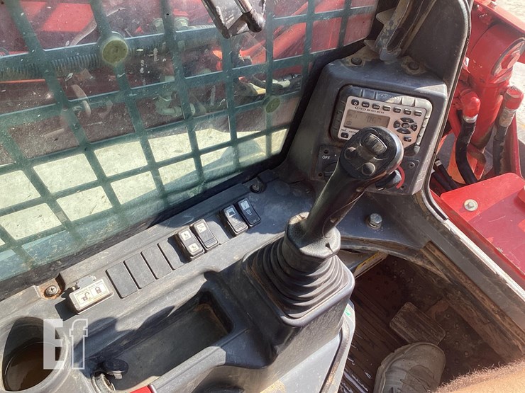 2021-takeuchi-tl10v2-image-15