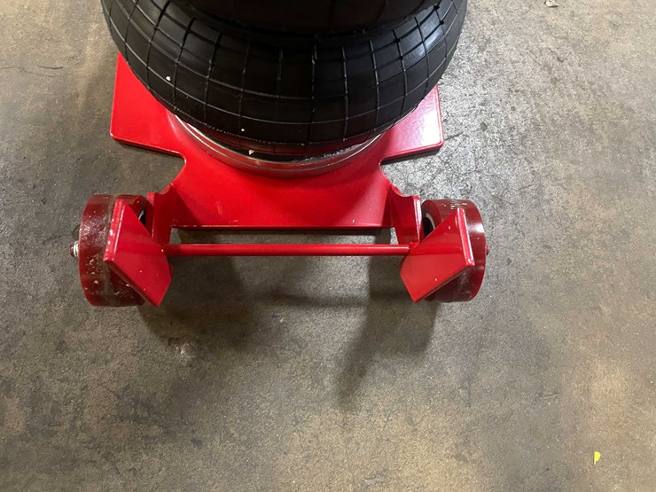 #5551-•-pneumatic-3-ton-lift-capacity-air-jack-(pr12)-image-2