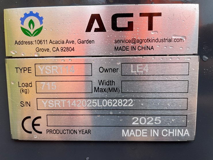 #8173-•-agt-compact-track-loader-image-25