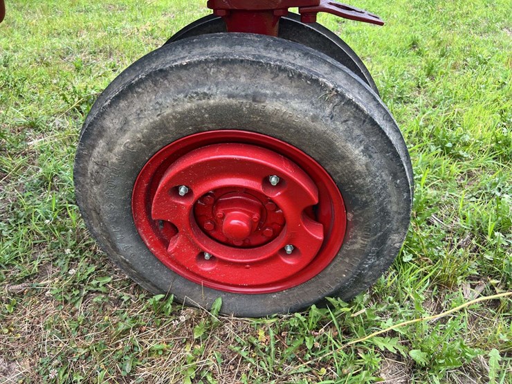 farmall-560-diesel-image-11