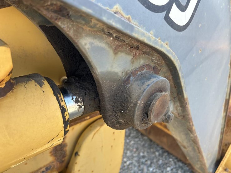 2008-deere-310sj-image-25
