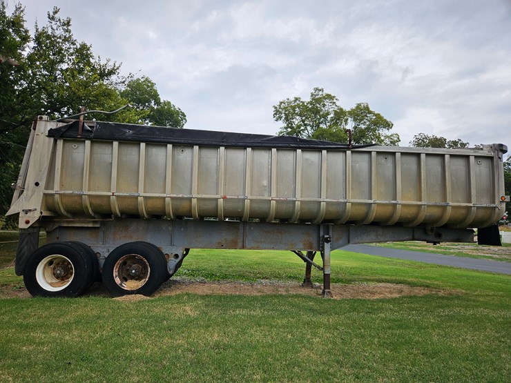 1977-fruehauf-28'-end-dump-image-18