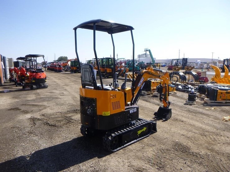 2025-vicsec-vc13-hydraulic-excavator-image-3