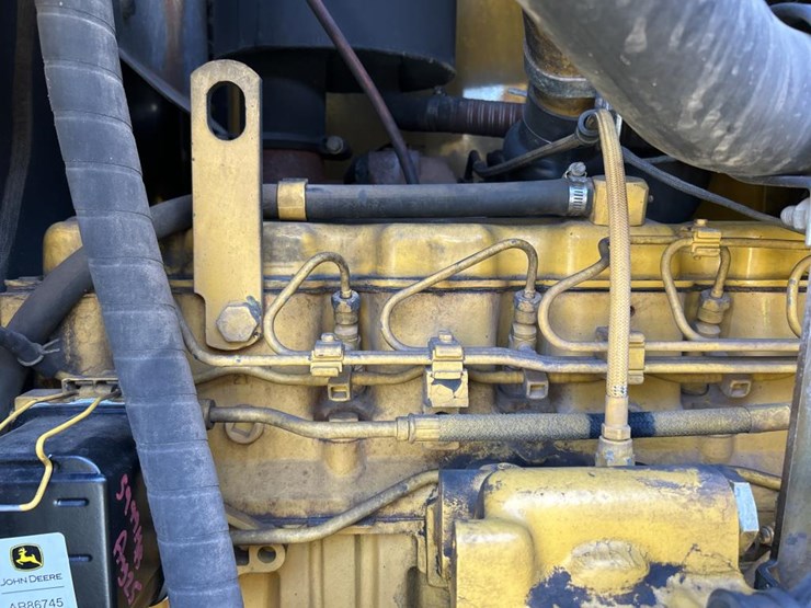 2001-deere-772ch-image-96
