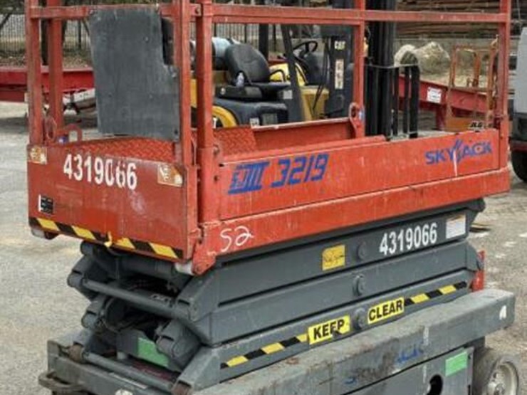 2007-skyjack-sjiii3219-image-1