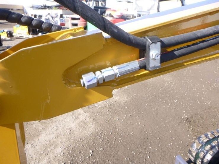 2025-agt-mx12rx-hydraulic-excavator-image-14