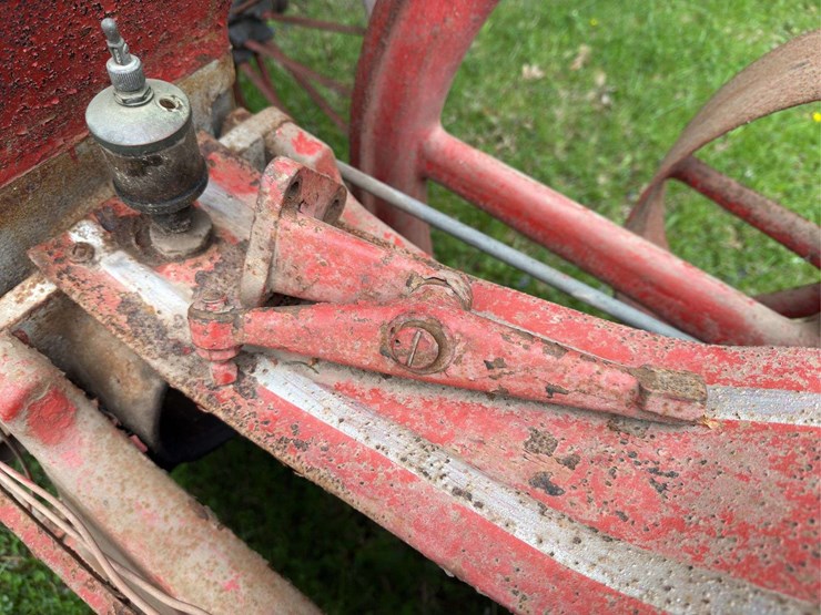 8hp-associated-image-9