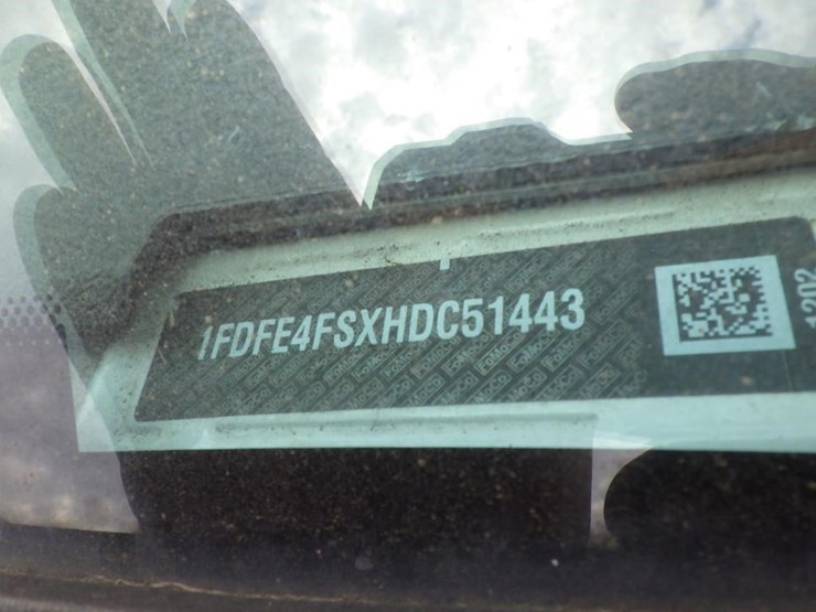 2017-ford-e450-image-14