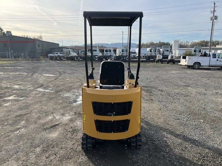 2025-cfg-h15r-mini-hydraulic-excavator-image-5