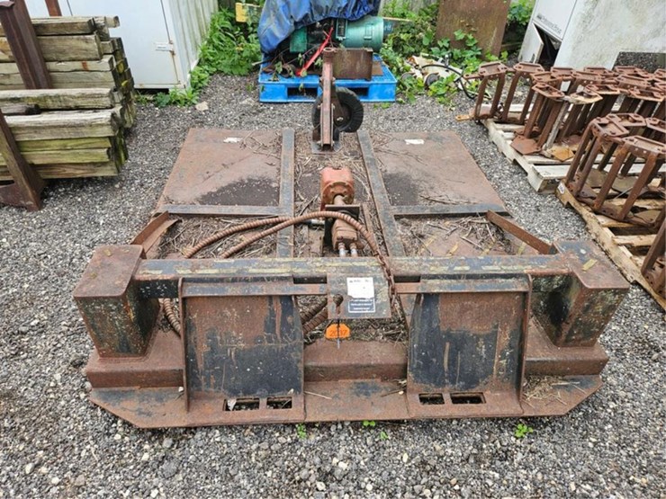 #2037-•-72"-skid-steer-rotary-cutter-image-8