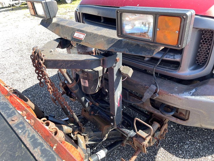 2002-ford-f550-xl-image-18