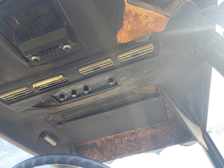 john-deere-4230-image-33