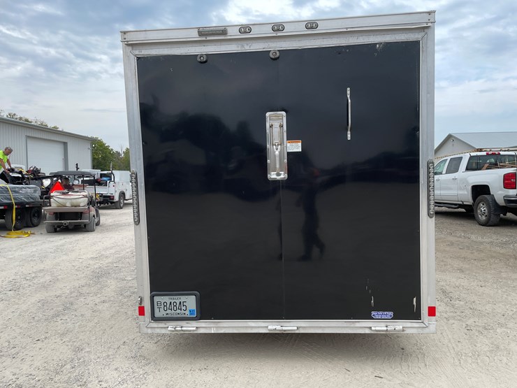 #1026-•-2019-forest-river-23'-v-nose-aluminum-trailer-(has-wi-title)-image-6