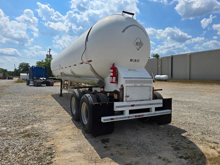 #16593-•-1970-mississippi-tank-company-gas-tank-trailers-image-25