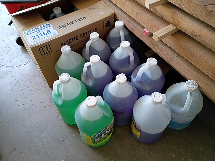 #21166-•-windshield-cleaner-image-1