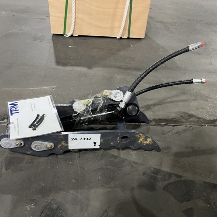 2025 TPM Hydraulic Thumb