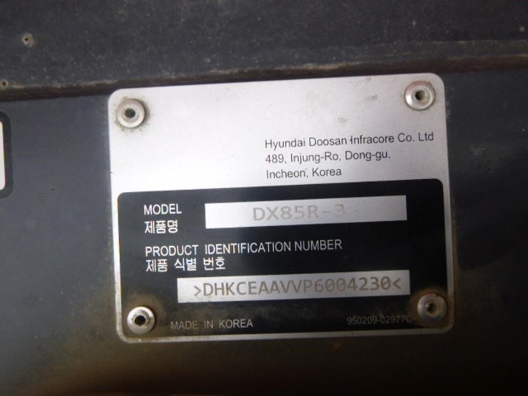 2023-develon-dx85r-3-hydraulic-excavator-image-20