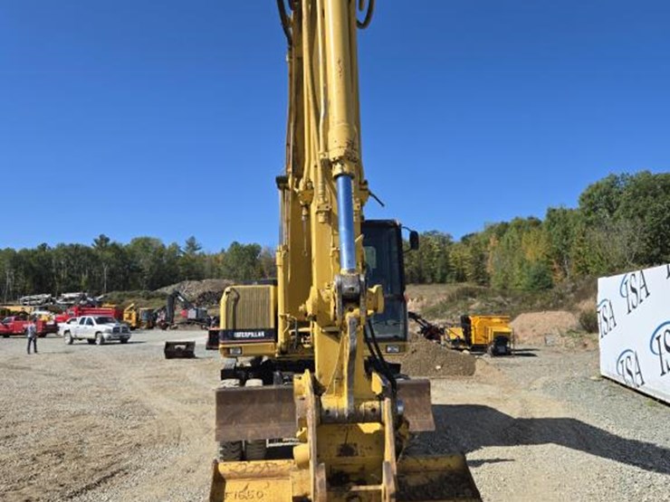 2006-caterpillar-m318-image-8